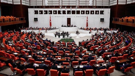 حکومەتی تورکیا باری نائاسایی بۆ سێ مانگی دیکە درێژ دەکاتەوه